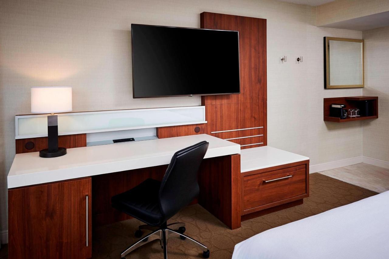 Delta Hotels By Marriott Toronto Mississauga Dış mekan fotoğraf