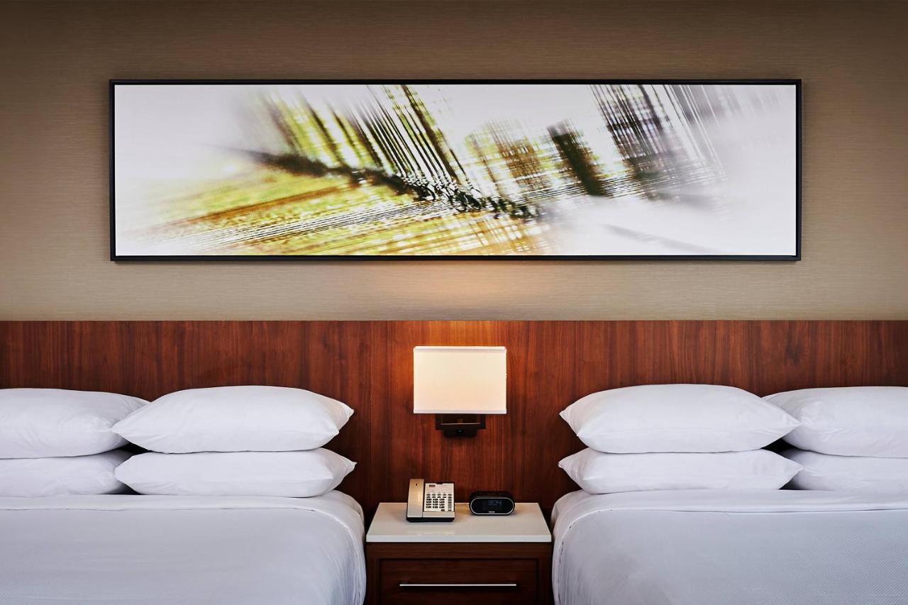 Delta Hotels By Marriott Toronto Mississauga Dış mekan fotoğraf
